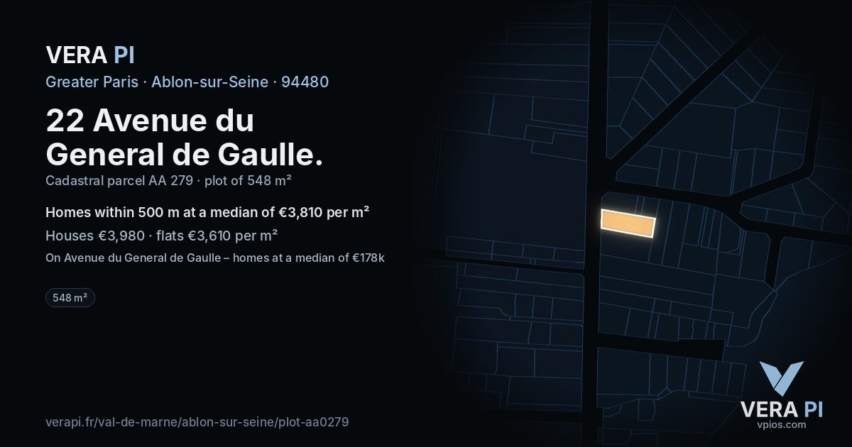 22 Avenue du General de Gaulle, Ablon-sur-Seine at night – the plot lit, the parcels around coloured by the prices near them