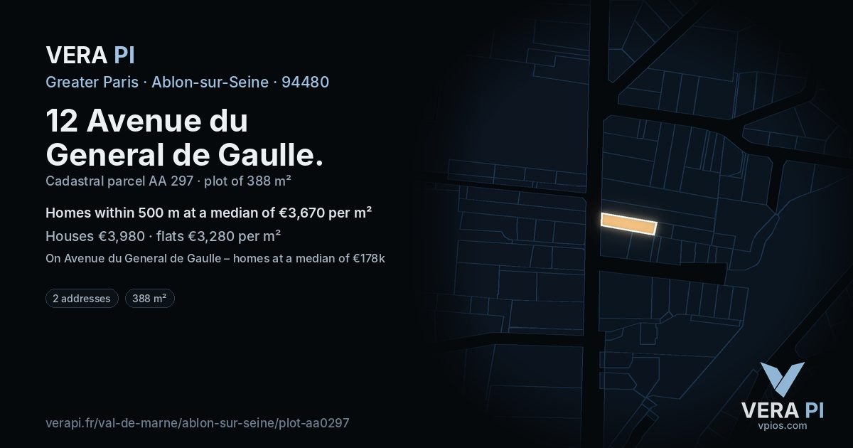 12 Avenue du General de Gaulle, Ablon-sur-Seine at night – the plot lit, the parcels around coloured by the prices near them