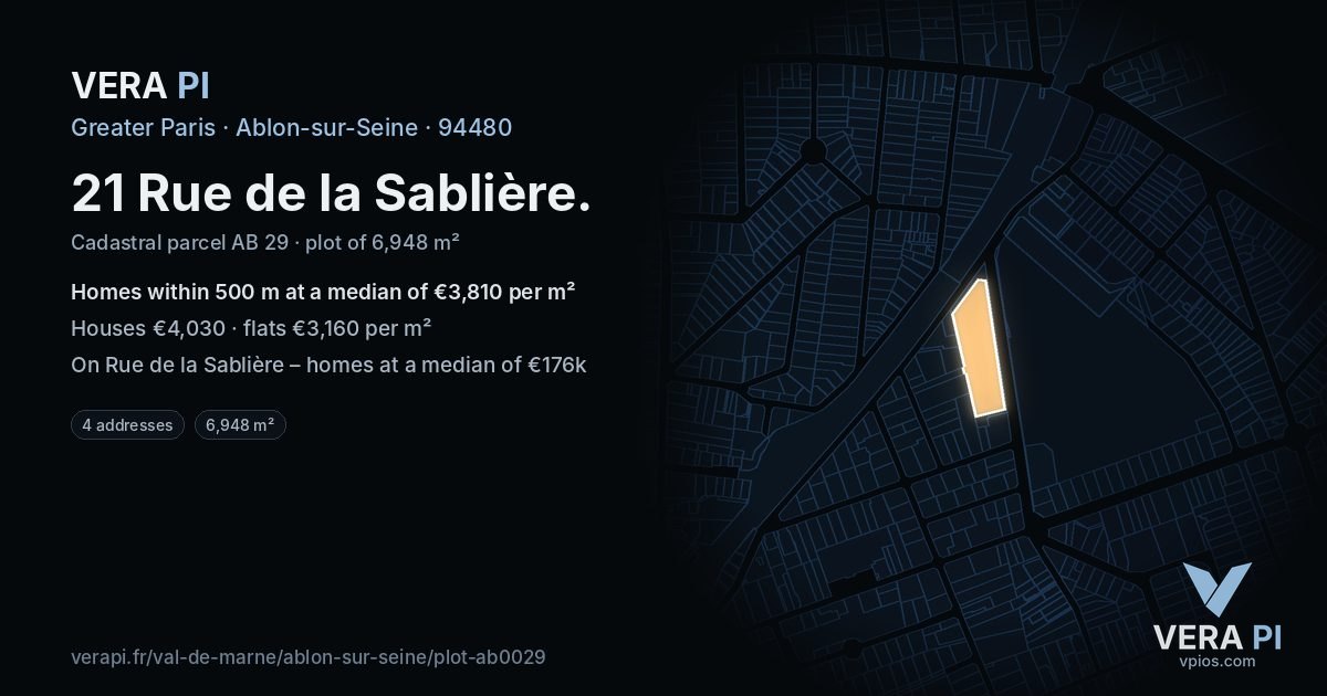 21 Rue de la Sablière, Ablon-sur-Seine at night – the plot lit, the parcels around coloured by the prices near them