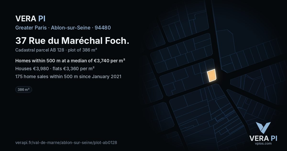37 Rue du Maréchal Foch, Ablon-sur-Seine at night – the plot lit, the parcels around coloured by the prices near them