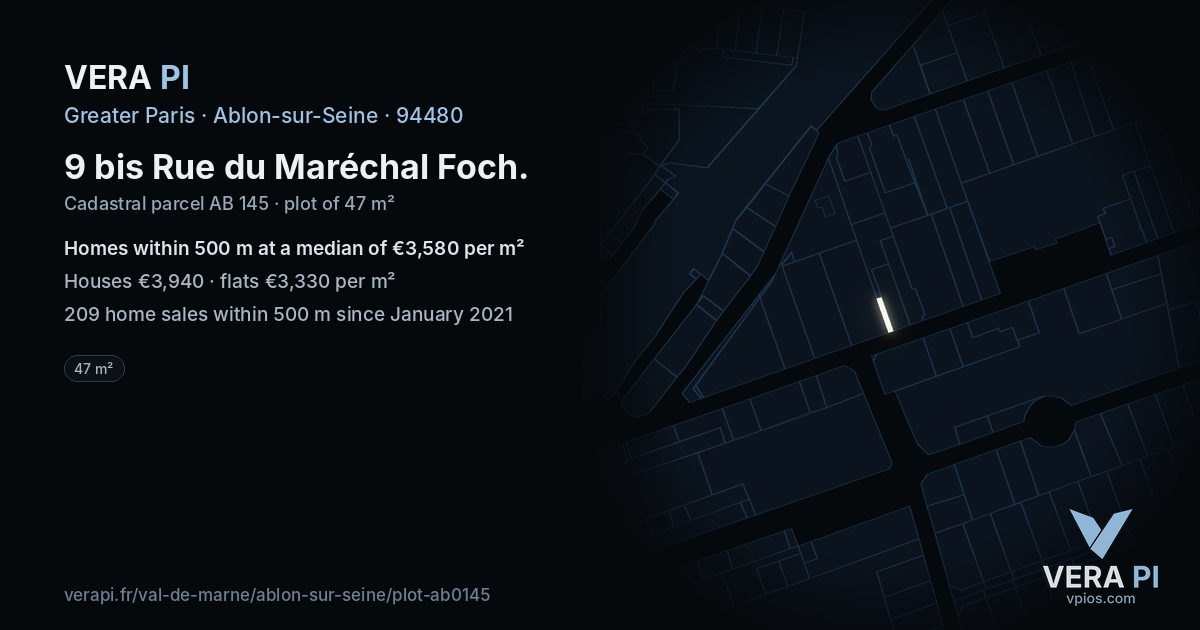 9 bis Rue du Maréchal Foch, Ablon-sur-Seine at night – the plot lit, the parcels around coloured by the prices near them