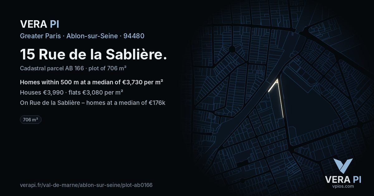 15 Rue de la Sablière, Ablon-sur-Seine at night – the plot lit, the parcels around coloured by the prices near them