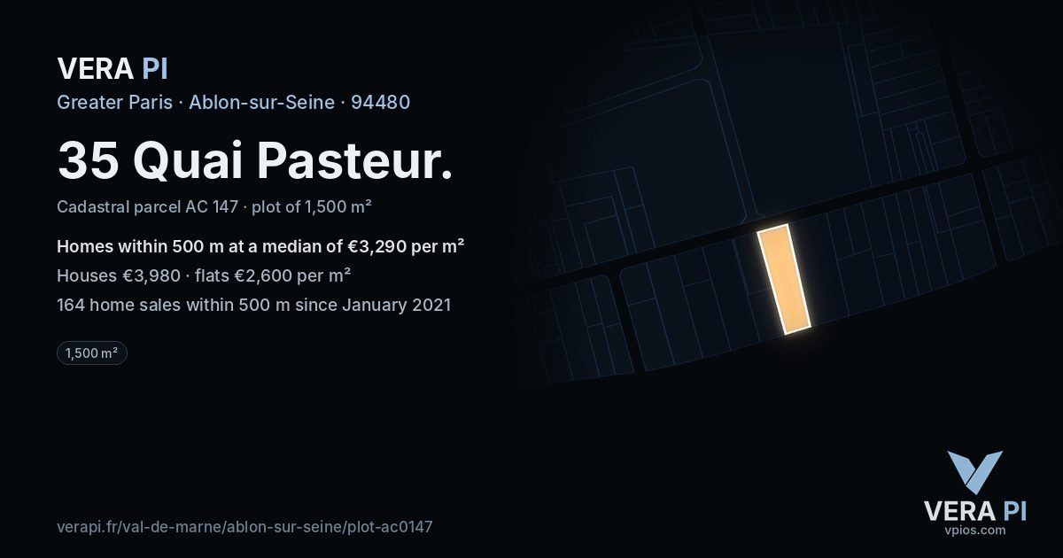 35 Quai Pasteur, Ablon-sur-Seine at night – the plot lit, the parcels around coloured by the prices near them