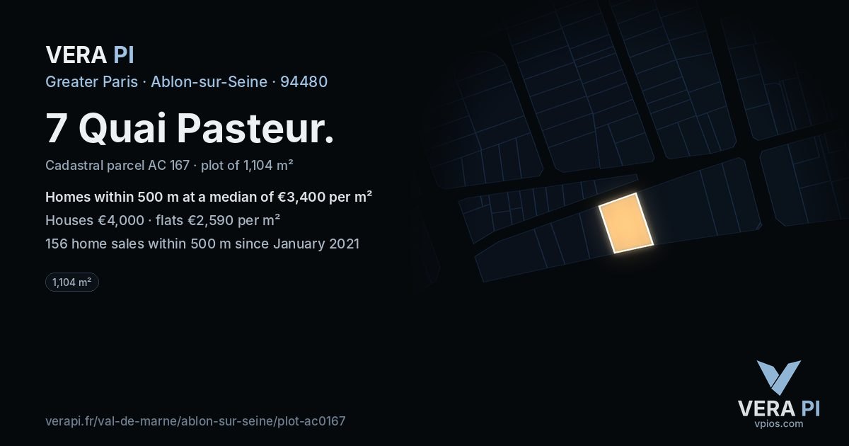 7 Quai Pasteur, Ablon-sur-Seine at night – the plot lit, the parcels around coloured by the prices near them