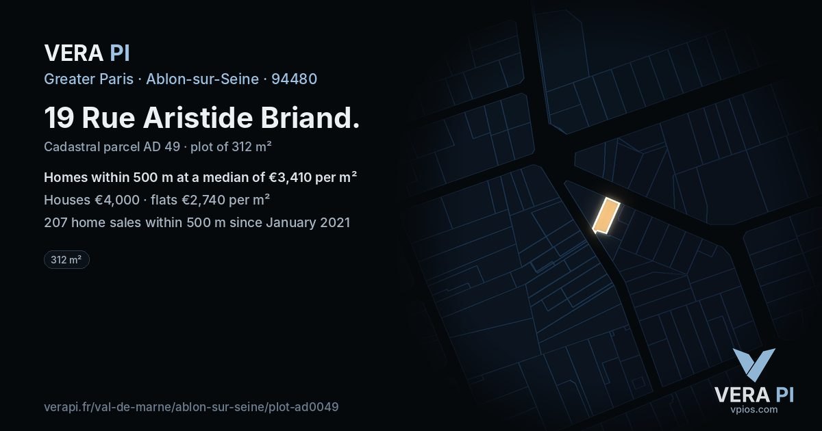 19 Rue Aristide Briand, Ablon-sur-Seine at night – the plot lit, the parcels around coloured by the prices near them