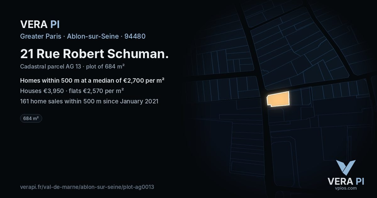 21 Rue Robert Schuman, Ablon-sur-Seine at night – the plot lit, the parcels around coloured by the prices near them