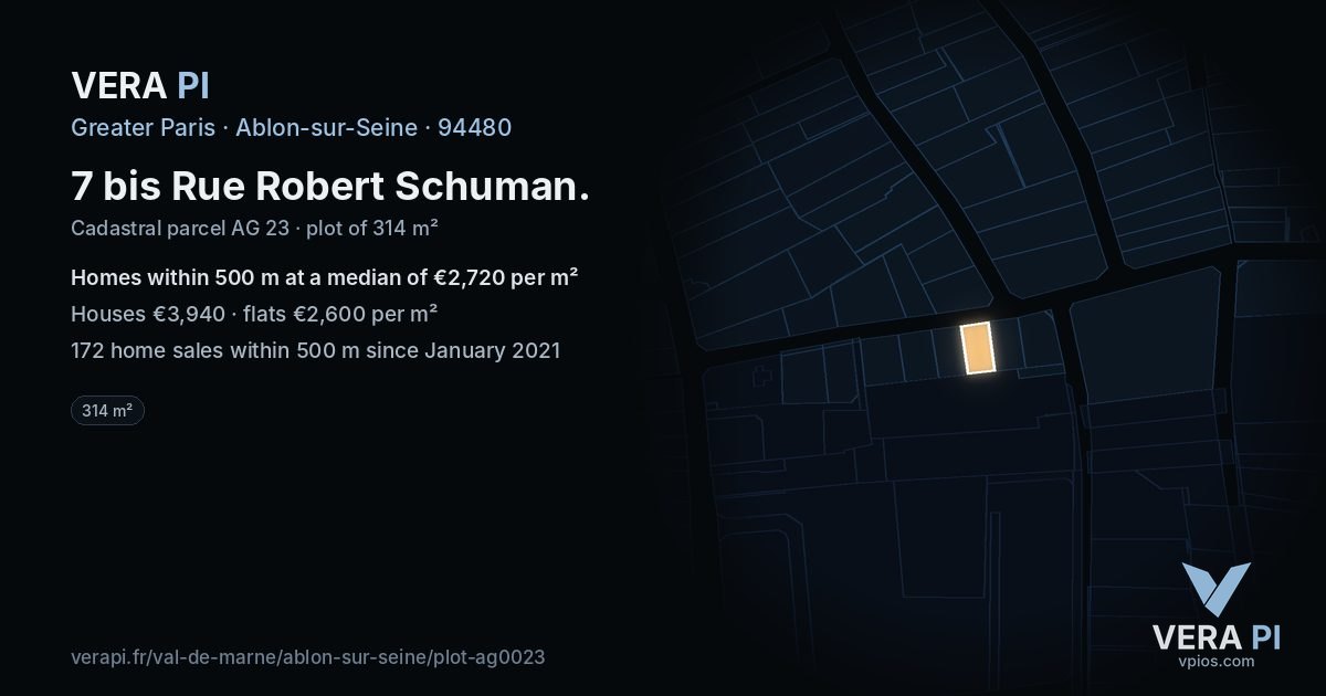 7 bis Rue Robert Schuman, Ablon-sur-Seine at night – the plot lit, the parcels around coloured by the prices near them