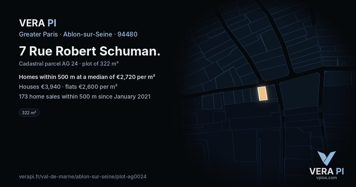 7 Rue Robert Schuman, Ablon-sur-Seine at night – the plot lit, the parcels around coloured by the prices near them