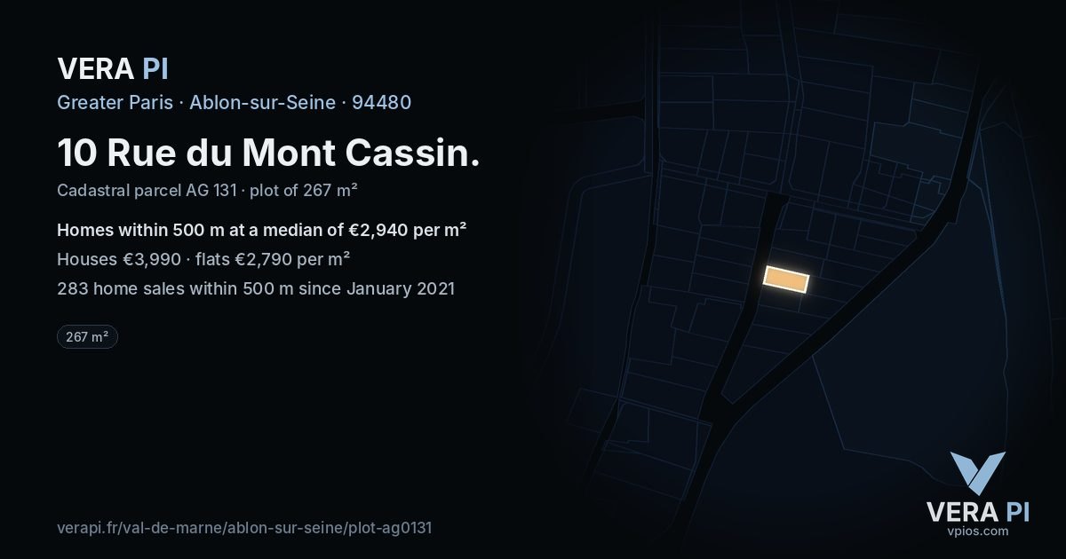 10 Rue du Mont Cassin, Ablon-sur-Seine at night – the plot lit, the parcels around coloured by the prices near them