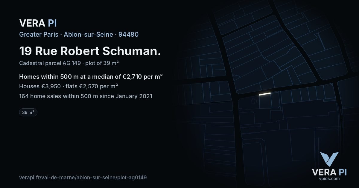 19 Rue Robert Schuman, Ablon-sur-Seine at night – the plot lit, the parcels around coloured by the prices near them