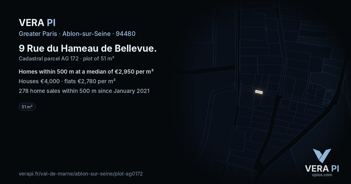 9 Rue du Hameau de Bellevue, Ablon-sur-Seine at night – the plot lit, the parcels around coloured by the prices near them