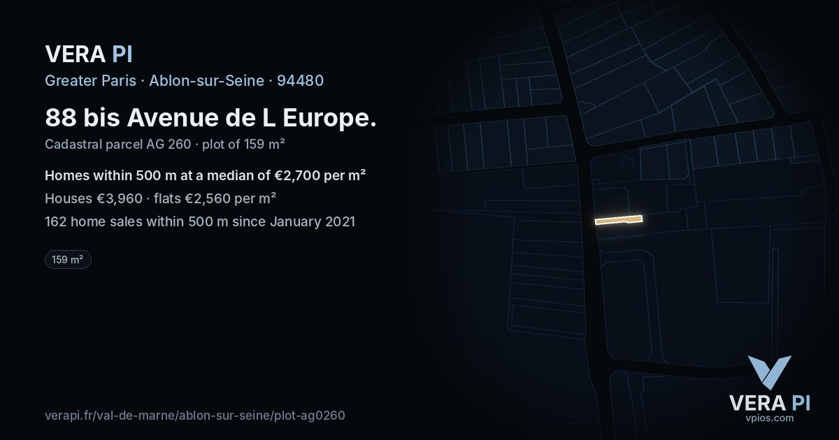 88 bis Avenue de L Europe, Ablon-sur-Seine at night – the plot lit, the parcels around coloured by the prices near them