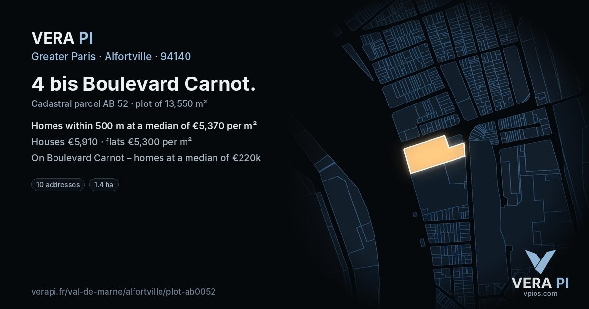 4 bis Boulevard Carnot, Alfortville at night – the plot lit, the parcels around coloured by the prices near them