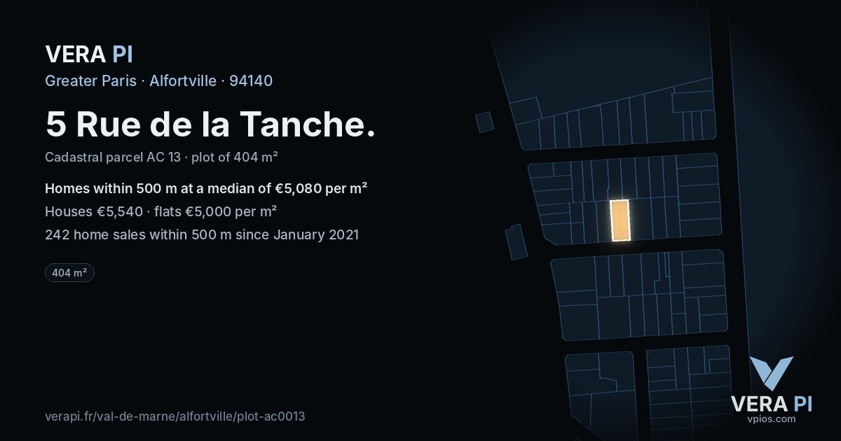 5 Rue de la Tanche, Alfortville at night – the plot lit, the parcels around coloured by the prices near them