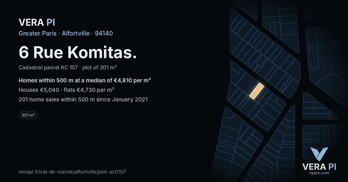 6 Rue Komitas, Alfortville at night – the plot lit, the parcels around coloured by the prices near them