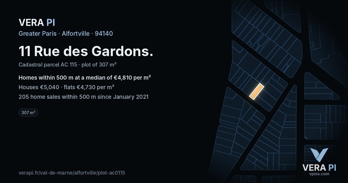 11 Rue des Gardons, Alfortville at night – the plot lit, the parcels around coloured by the prices near them
