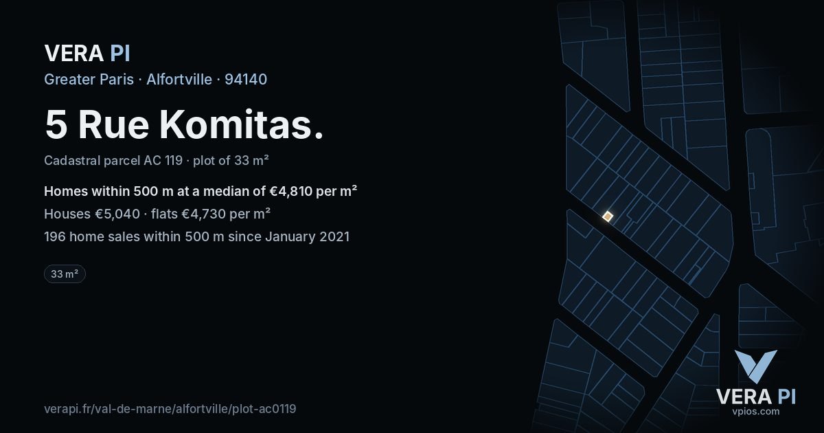 5 Rue Komitas, Alfortville at night – the plot lit, the parcels around coloured by the prices near them