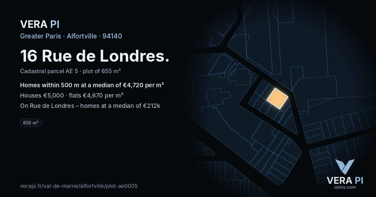 16 Rue de Londres, Alfortville at night – the plot lit, the parcels around coloured by the prices near them
