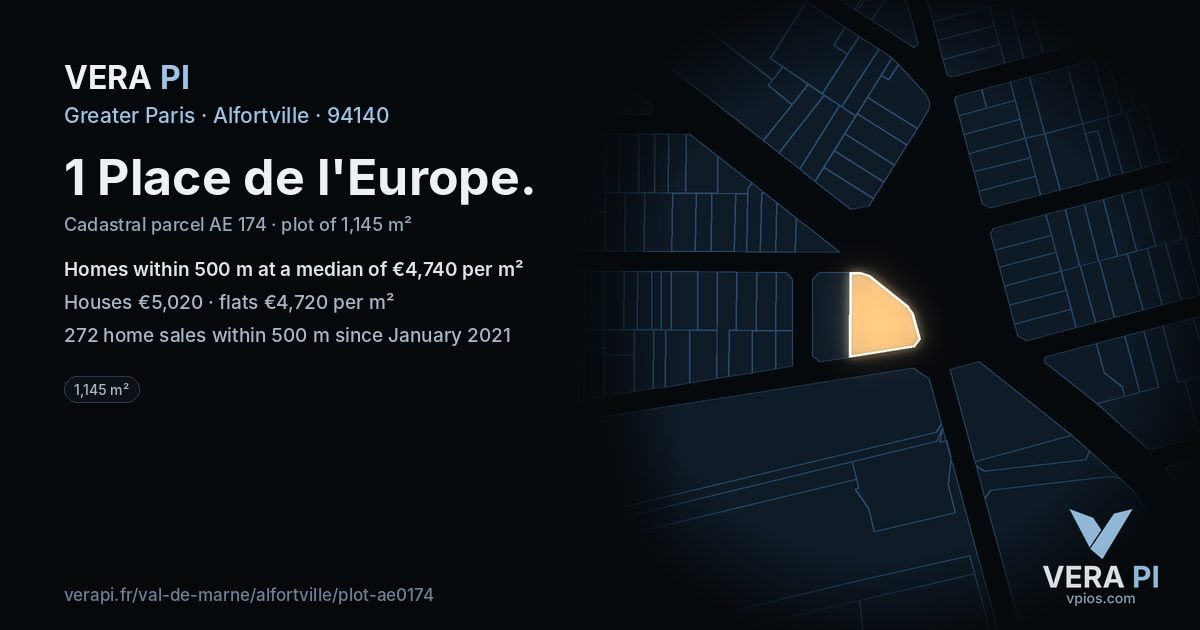 1 Place de l'Europe, Alfortville at night – the plot lit, the parcels around coloured by the prices near them