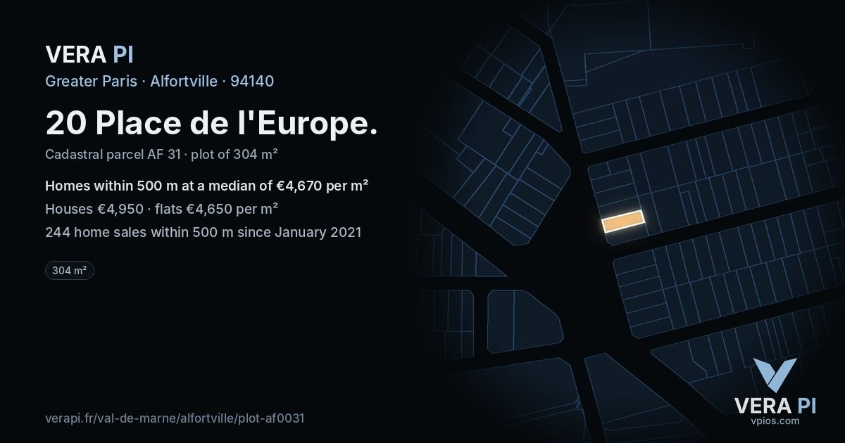 20 Place de l'Europe, Alfortville at night – the plot lit, the parcels around coloured by the prices near them