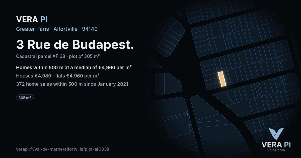 3 Rue de Budapest, Alfortville at night – the plot lit, the parcels around coloured by the prices near them