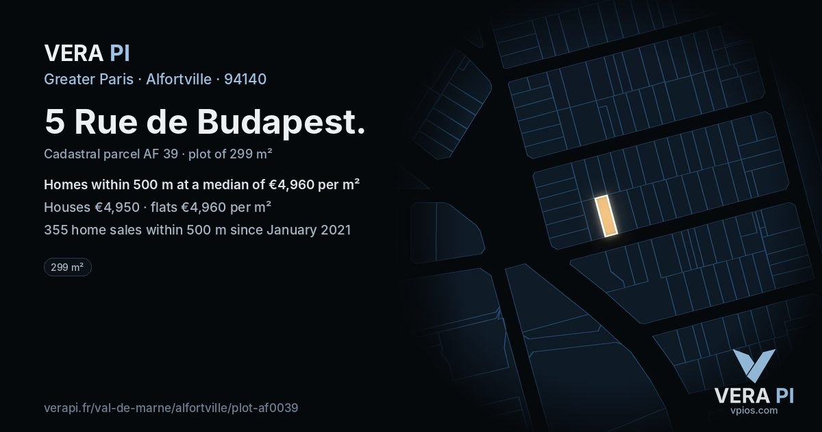 5 Rue de Budapest, Alfortville at night – the plot lit, the parcels around coloured by the prices near them