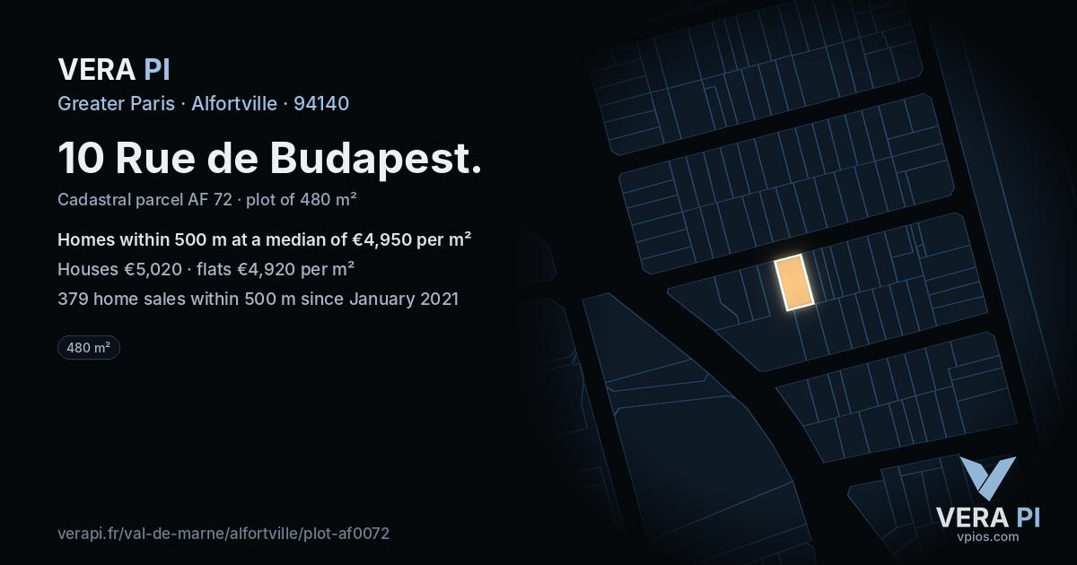 10 Rue de Budapest, Alfortville at night – the plot lit, the parcels around coloured by the prices near them