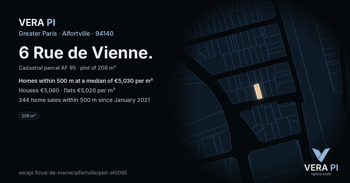 6 Rue de Vienne, Alfortville at night – the plot lit, the parcels around coloured by the prices near them