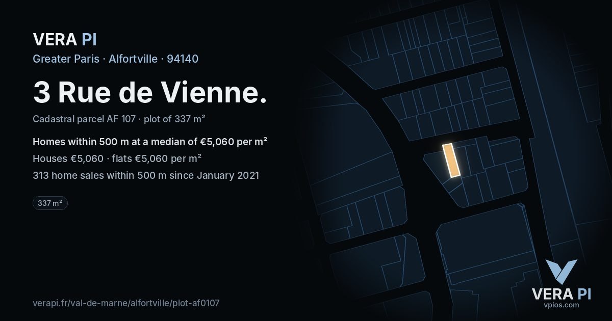 3 Rue de Vienne, Alfortville at night – the plot lit, the parcels around coloured by the prices near them