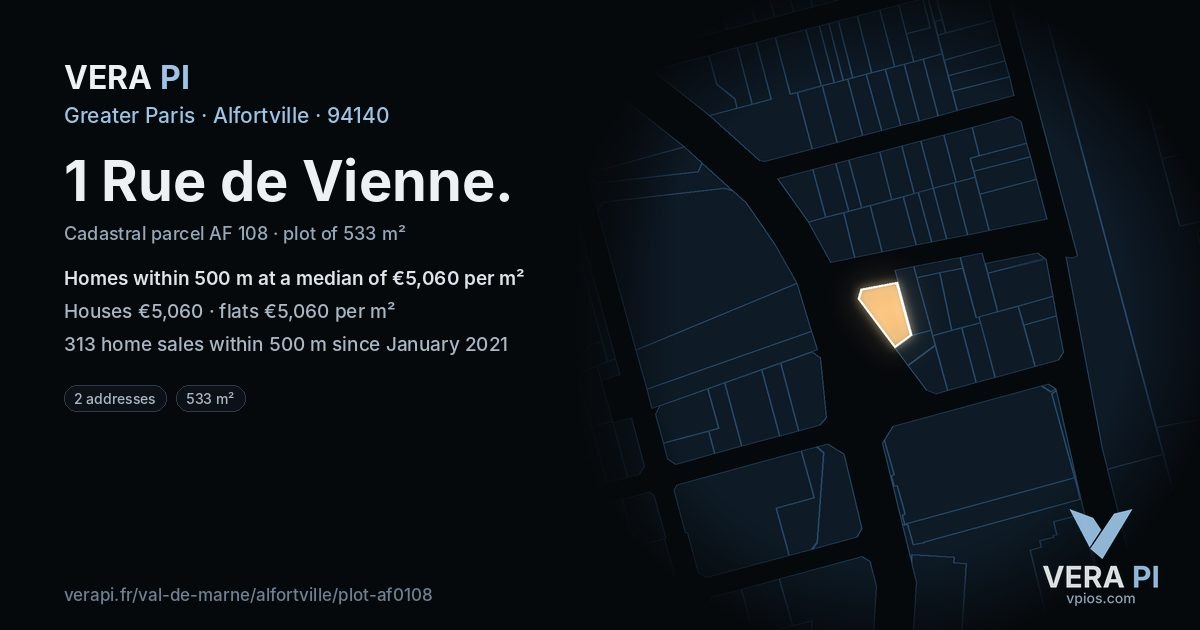1 Rue de Vienne, Alfortville at night – the plot lit, the parcels around coloured by the prices near them