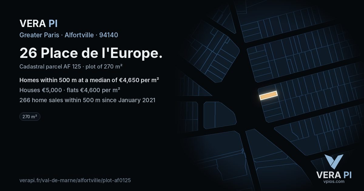 26 Place de l'Europe, Alfortville at night – the plot lit, the parcels around coloured by the prices near them