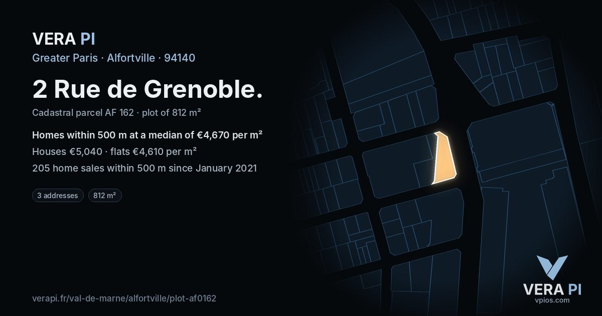 2 Rue de Grenoble, Alfortville at night – the plot lit, the parcels around coloured by the prices near them