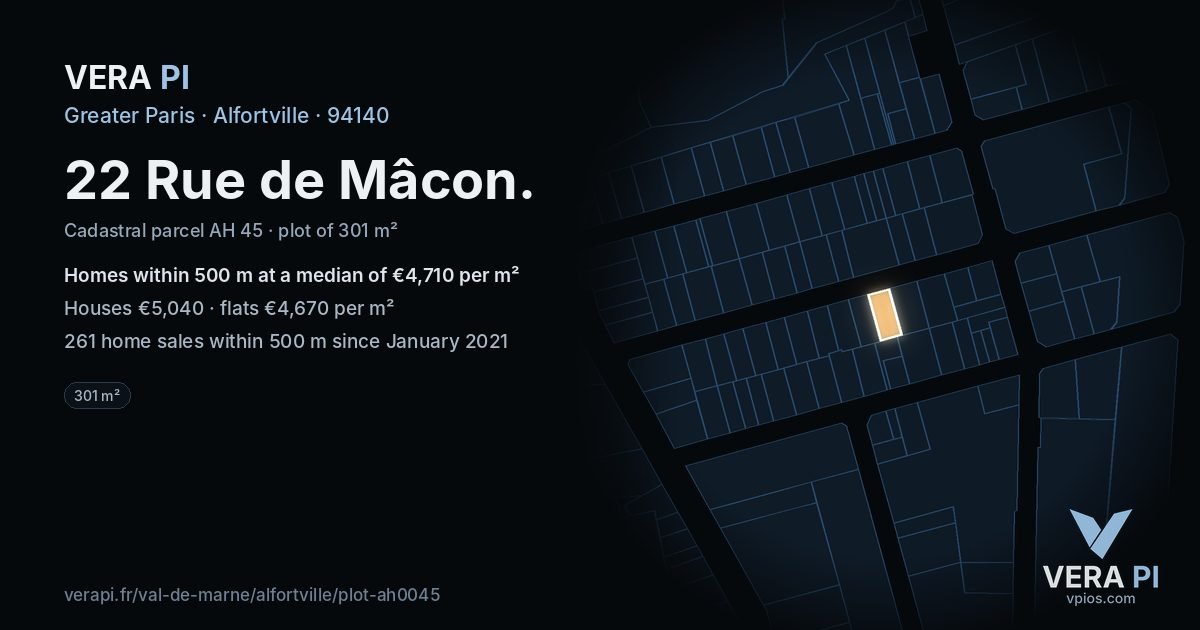 22 Rue de Mâcon, Alfortville at night – the plot lit, the parcels around coloured by the prices near them