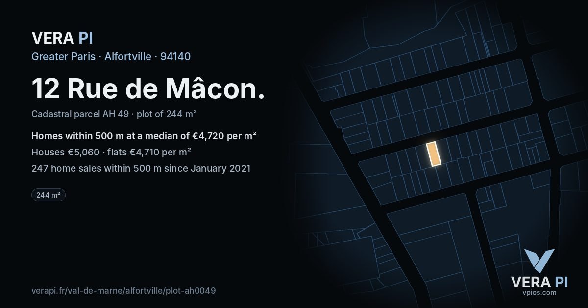 12 Rue de Mâcon, Alfortville at night – the plot lit, the parcels around coloured by the prices near them