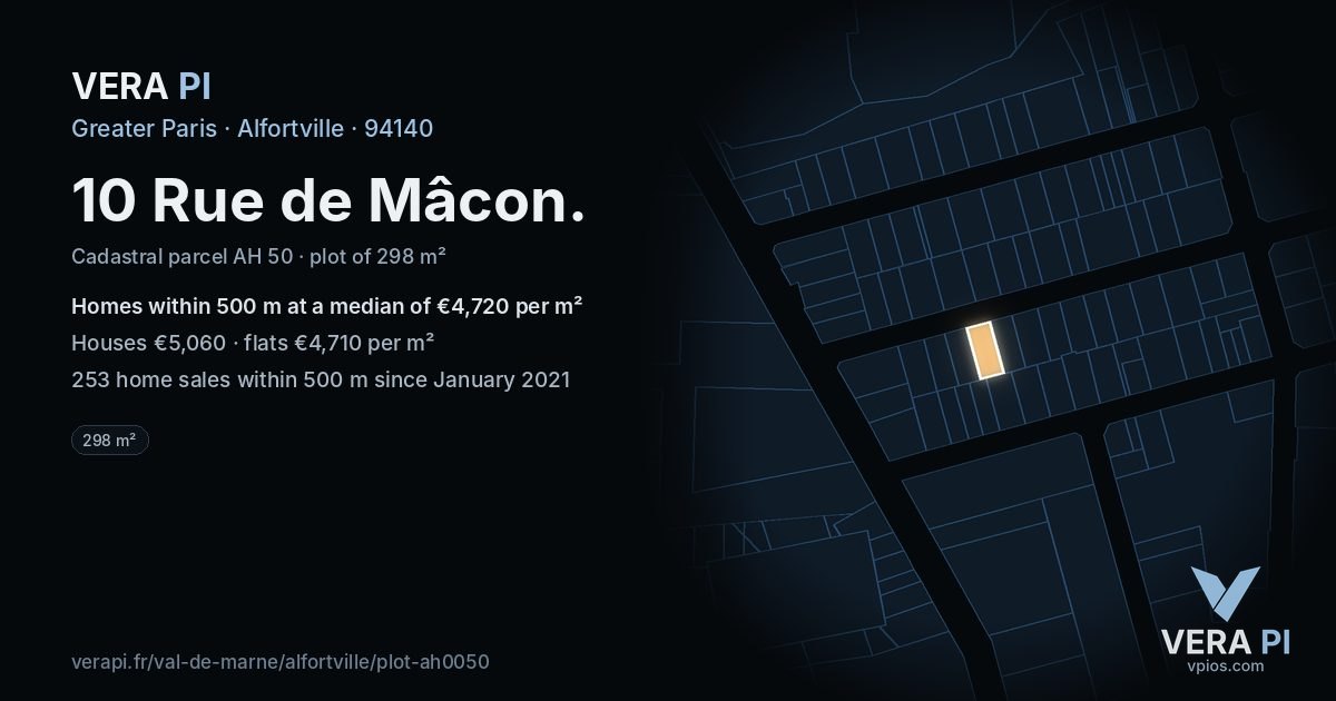 10 Rue de Mâcon, Alfortville at night – the plot lit, the parcels around coloured by the prices near them