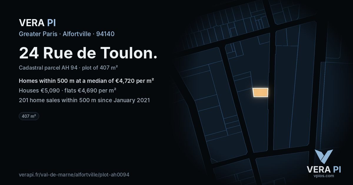 24 Rue de Toulon, Alfortville at night – the plot lit, the parcels around coloured by the prices near them