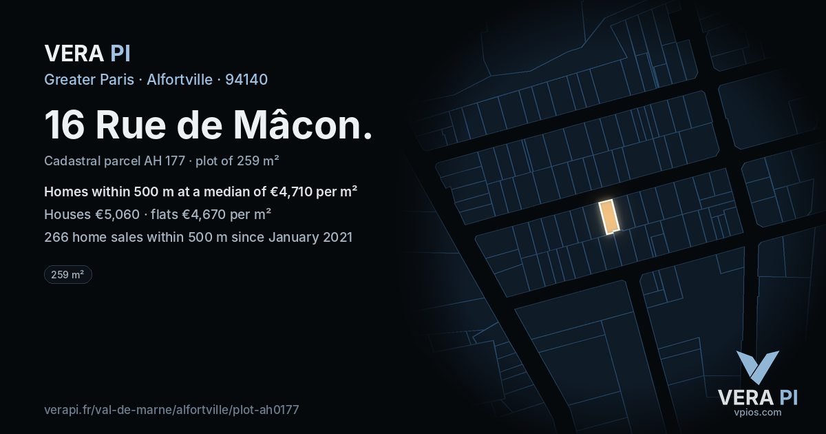 16 Rue de Mâcon, Alfortville at night – the plot lit, the parcels around coloured by the prices near them