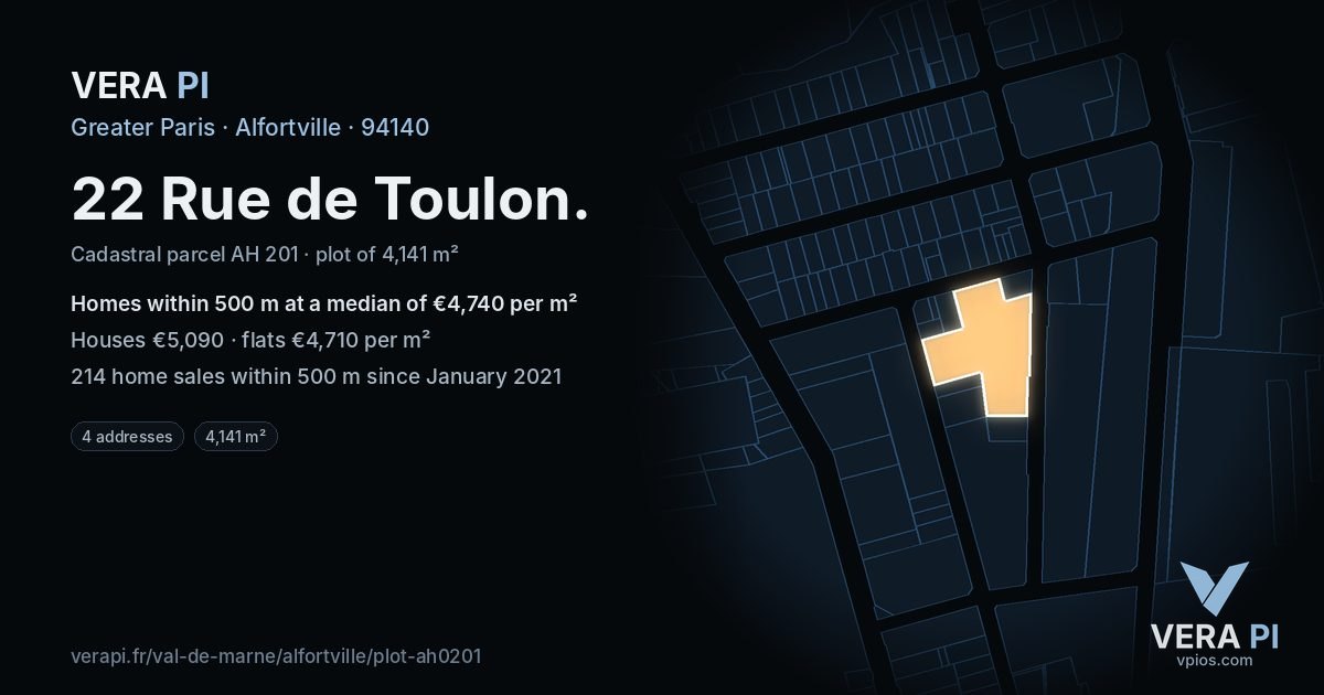 22 Rue de Toulon, Alfortville at night – the plot lit, the parcels around coloured by the prices near them
