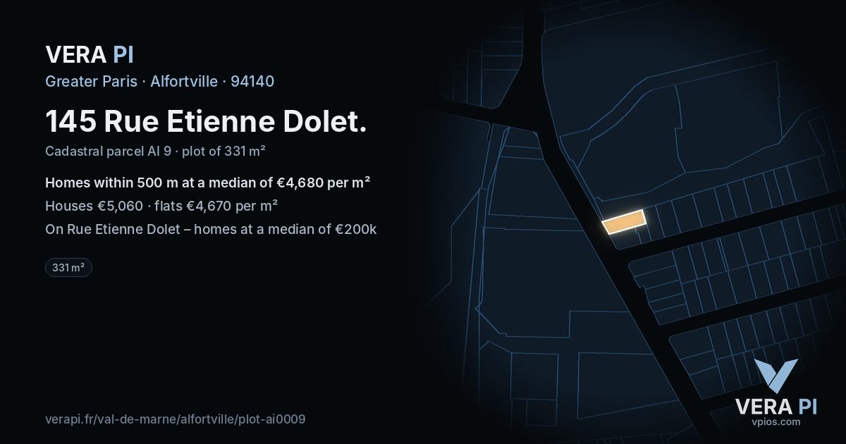 145 Rue Etienne Dolet, Alfortville at night – the plot lit, the parcels around coloured by the prices near them