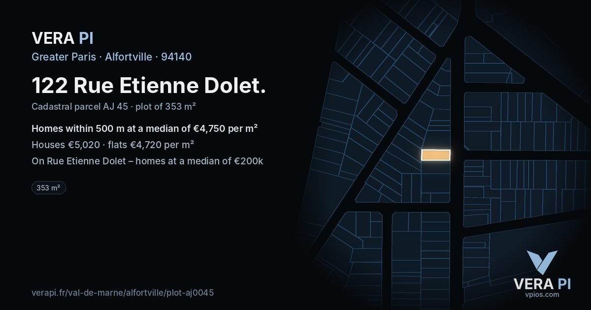 122 Rue Etienne Dolet, Alfortville at night – the plot lit, the parcels around coloured by the prices near them