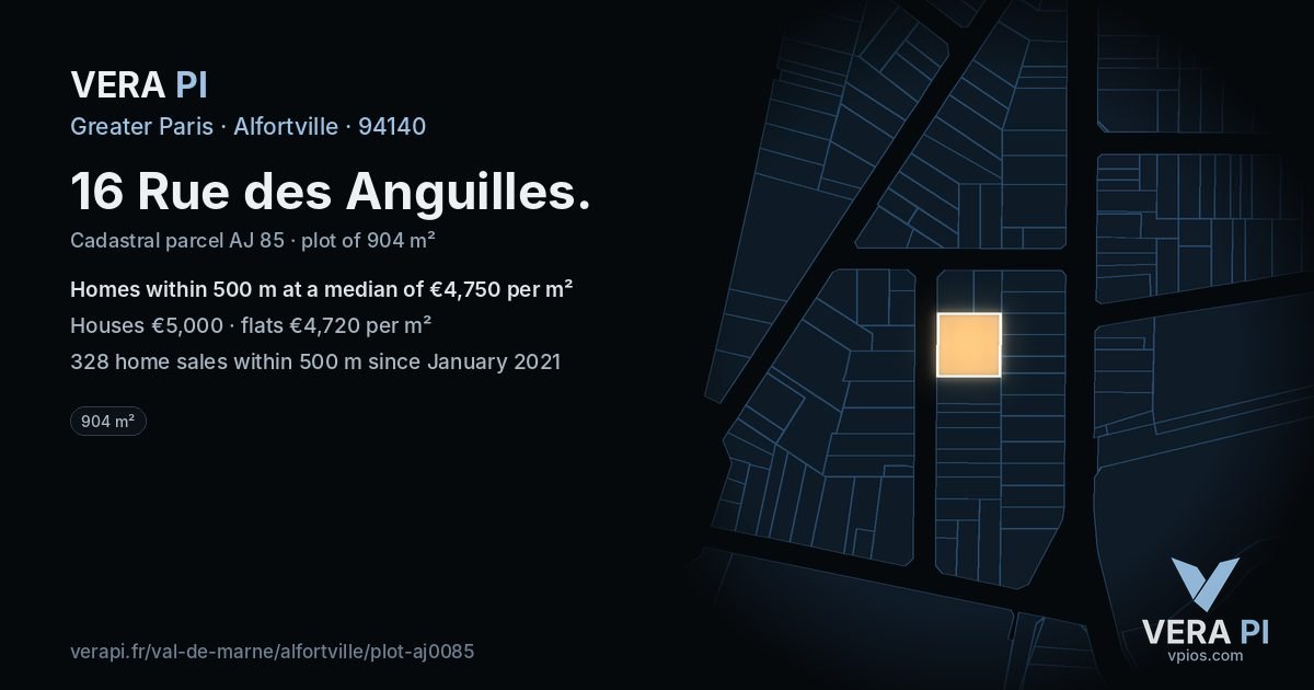 16 Rue des Anguilles, Alfortville at night – the plot lit, the parcels around coloured by the prices near them