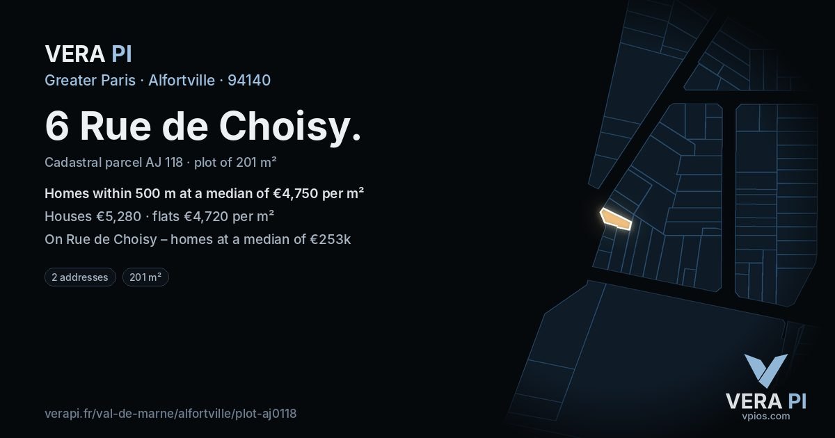 6 Rue de Choisy, Alfortville at night – the plot lit, the parcels around coloured by the prices near them
