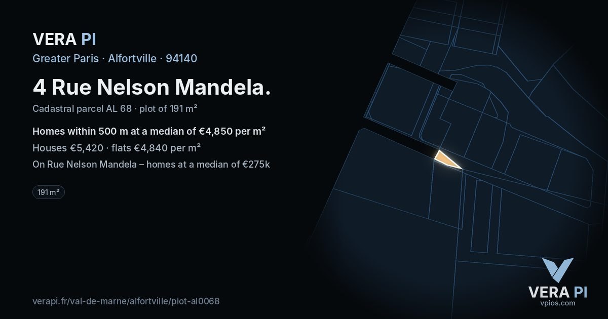 4 Rue Nelson Mandela, Alfortville at night – the plot lit, the parcels around coloured by the prices near them