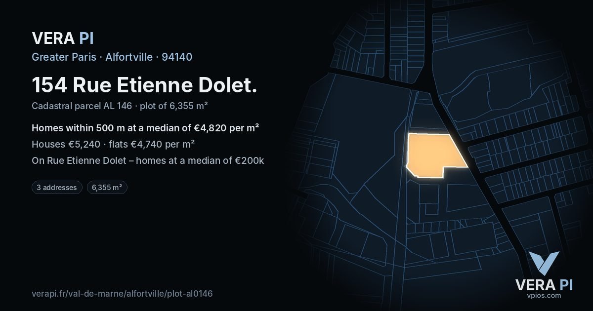 154 Rue Etienne Dolet, Alfortville at night – the plot lit, the parcels around coloured by the prices near them
