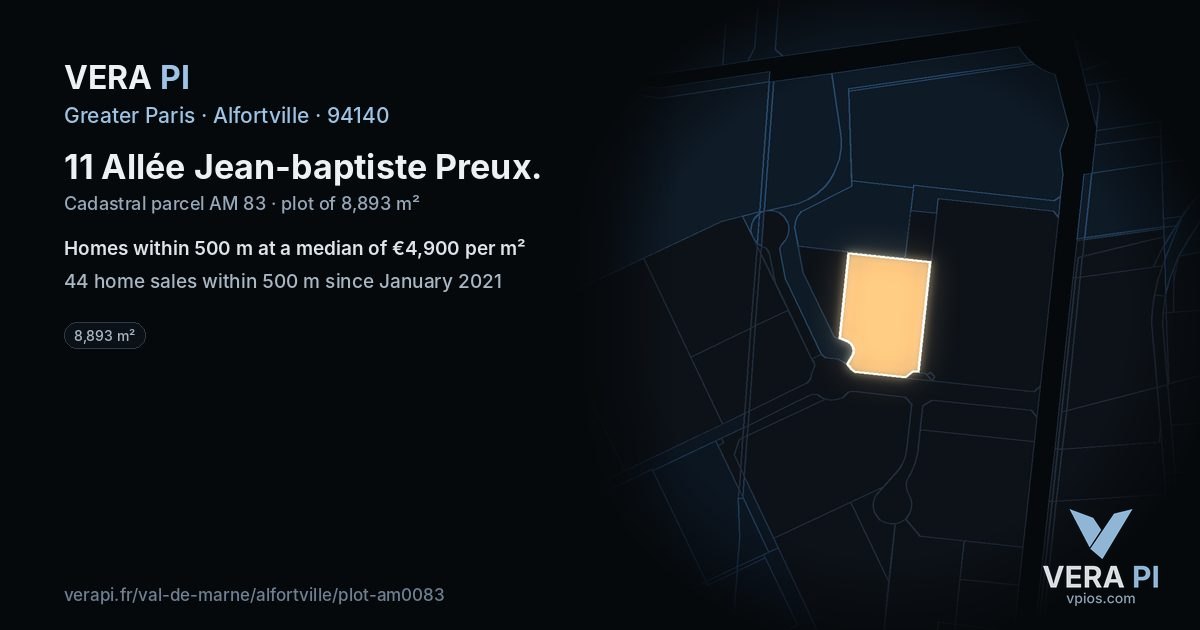 11 Allée Jean-baptiste Preux, Alfortville at night – the plot lit, the parcels around coloured by the prices near them