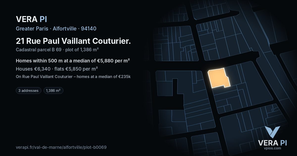 21 Rue Paul Vaillant Couturier, Alfortville at night – the plot lit, the parcels around coloured by the prices near them