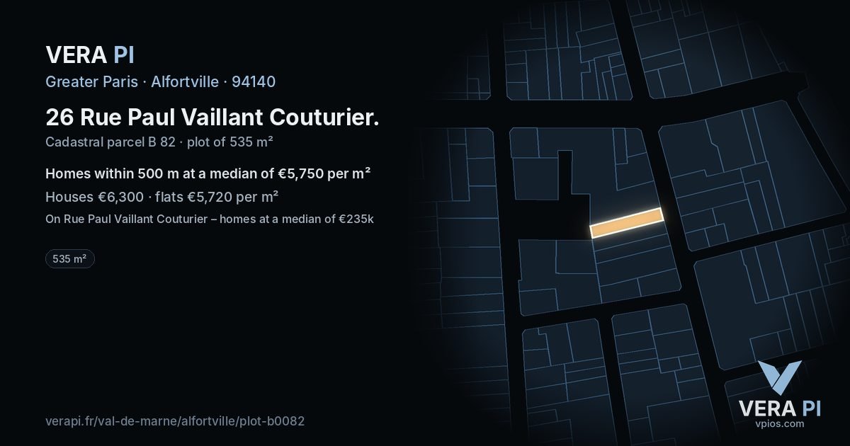 26 Rue Paul Vaillant Couturier, Alfortville at night – the plot lit, the parcels around coloured by the prices near them