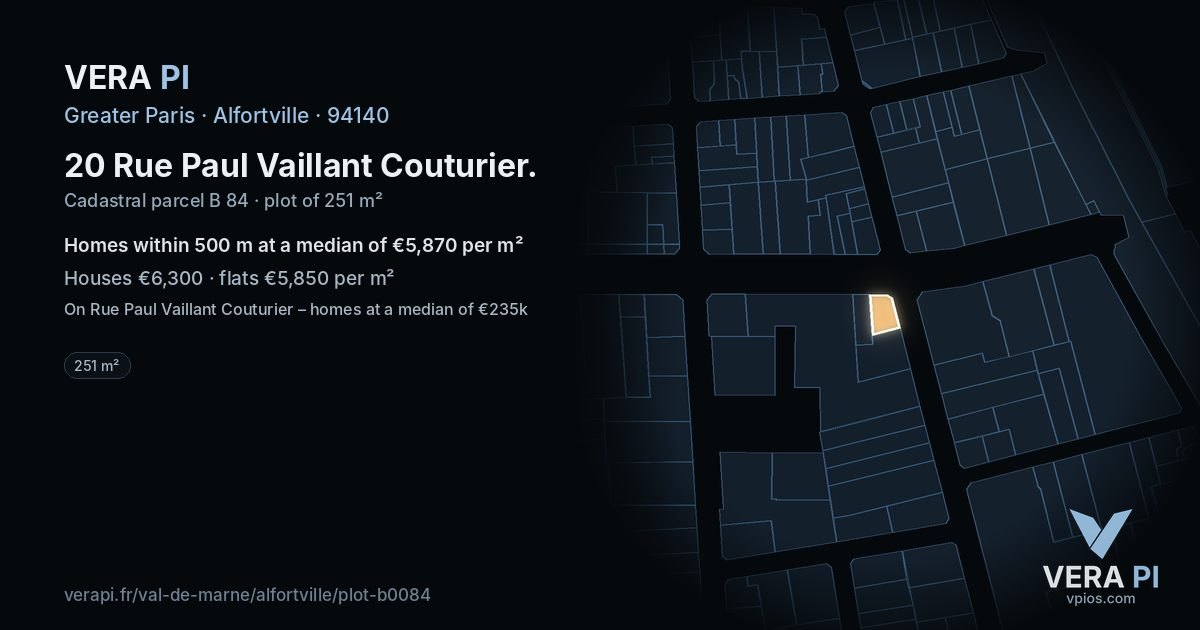 20 Rue Paul Vaillant Couturier, Alfortville at night – the plot lit, the parcels around coloured by the prices near them