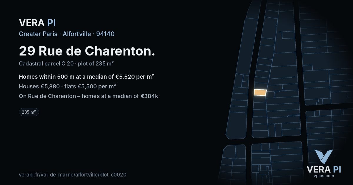 29 Rue de Charenton, Alfortville at night – the plot lit, the parcels around coloured by the prices near them
