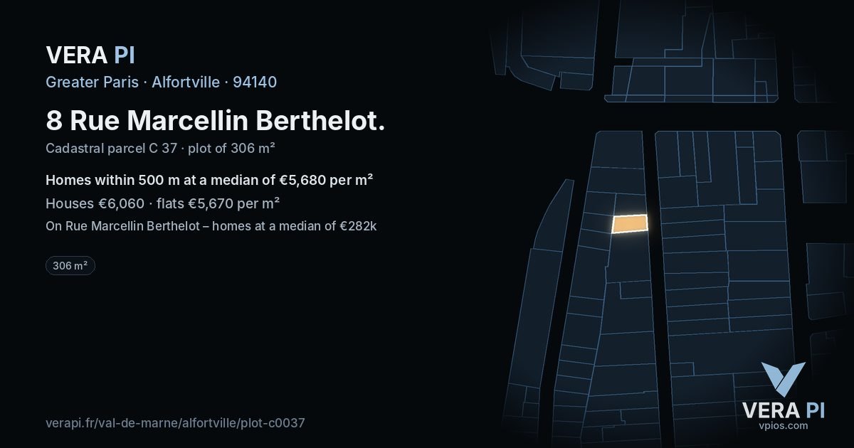 8 Rue Marcellin Berthelot, Alfortville at night – the plot lit, the parcels around coloured by the prices near them